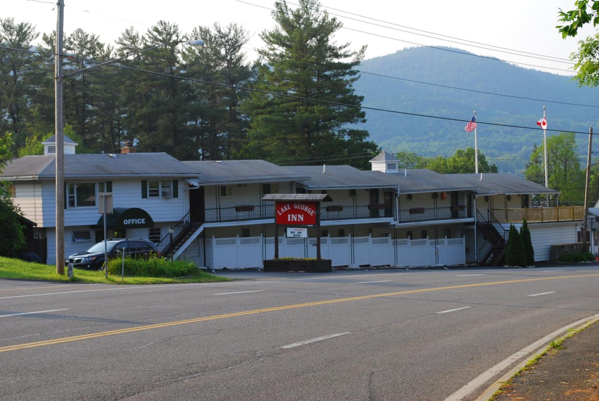 The Lake George Inn Dış mekan fotoğraf